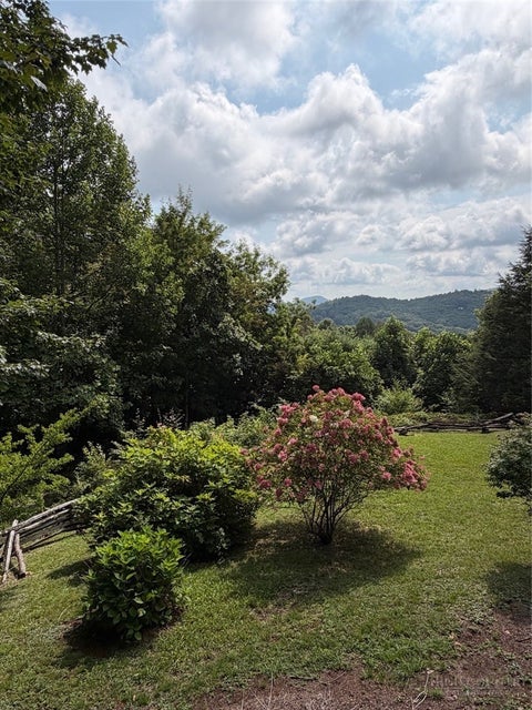 Photo of 314 Frontier Drive, West Jefferson, NC 28694 (MLS # 263735)