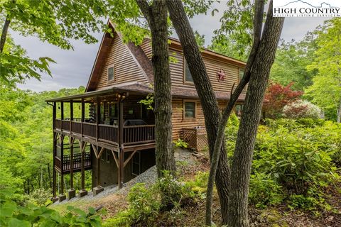 Photo of 3110 Powder Horn Mountain Road, Deep Gap, NC 28618 (MLS # 243400)
