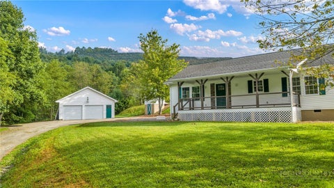 Photo of 3115 Roaring Fork RD, Creston, NC 28615 (MLS # 264335)