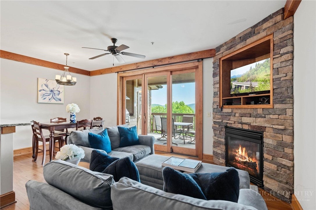 142 Evening View Lane CA3