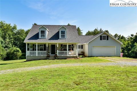 Photo of 3018 S Center Church Road, Thurmond, NC 28683 (MLS # 256499) Photo of 3018 S Center Church Road, Thurmond, NC 28683 (MLS # 256499)