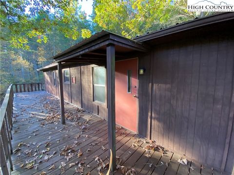 Photo of 176 Frontier Passage Trail, Lansing, NC 28643 (MLS # 258540)