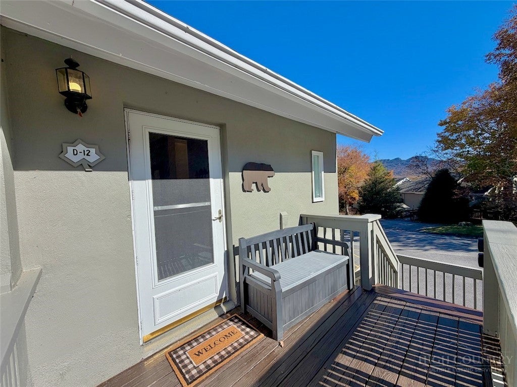 367 Skyleaf Drive D12