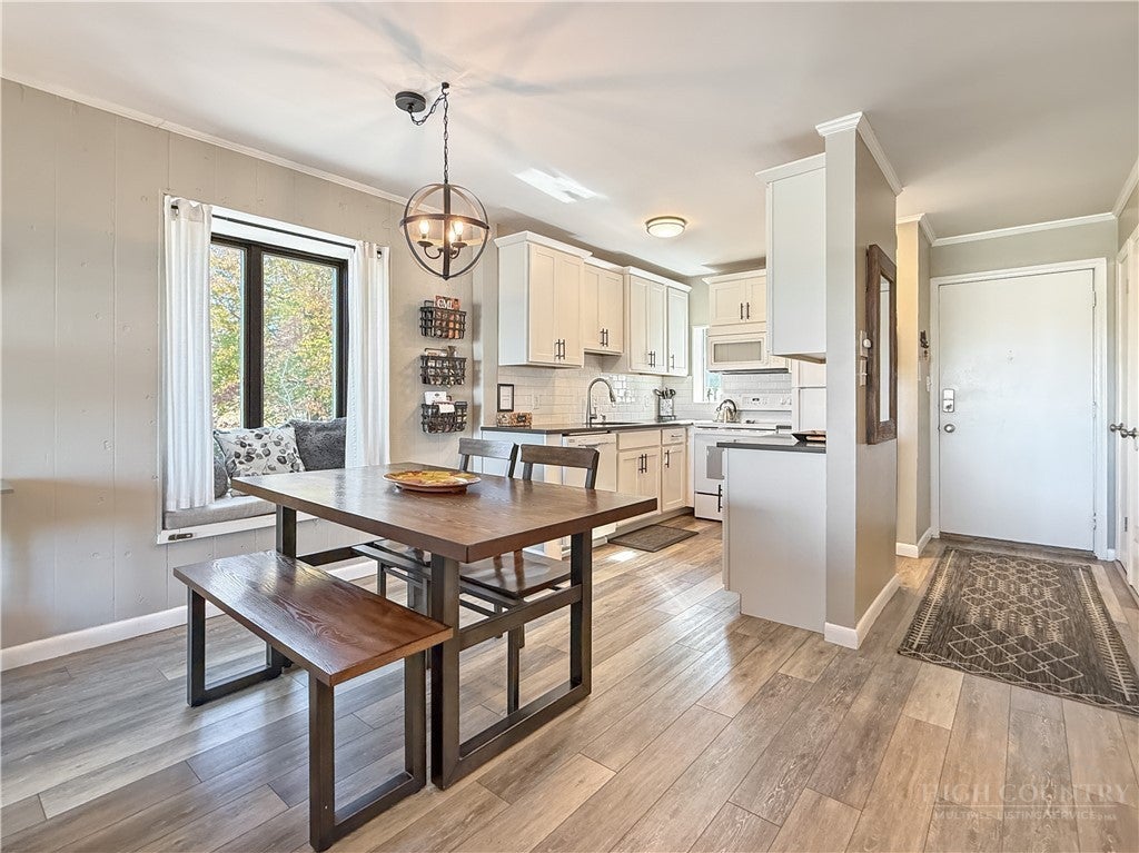 367 Skyleaf Drive D12