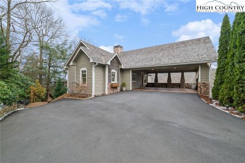 Photo of 1690 Evergreen, Boone, NC 28607 (MLS # 260473)