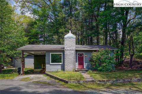 Photo of 212 Blue Ridge Avenue, Boone, NC 28607 (MLS # 243414)