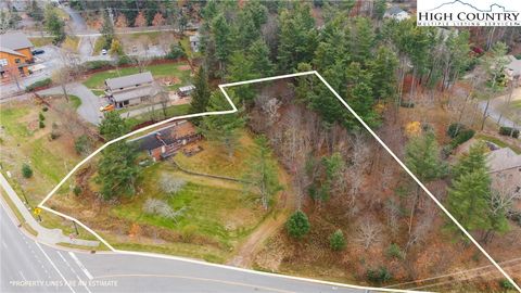 Photo of 986 Ransom Street, Blowing Rock, NC 28605 (MLS # 258889)