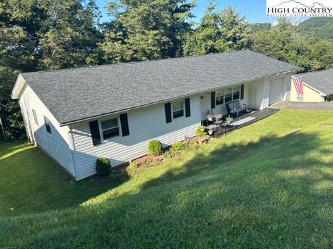 Photo of 564 WHITE LAUREL Lane, Boone, NC 28607 (MLS # 245664)