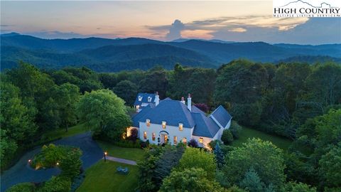 Photo of 1920 Deck Hill Road, Blowing Rock, NC 28605 (MLS # 256062)
