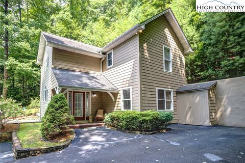 Photo of 196 Wyndham Way, Boone, NC 28607 (MLS # 251463)