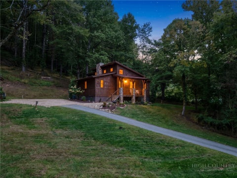 Photo of 144 Stonefly Trail, Banner Elk, NC 28604 (MLS # 264215)
