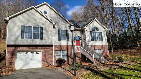 Photo of 654 Cool Woods Drive, Boone, NC 28607 (MLS # 246915)