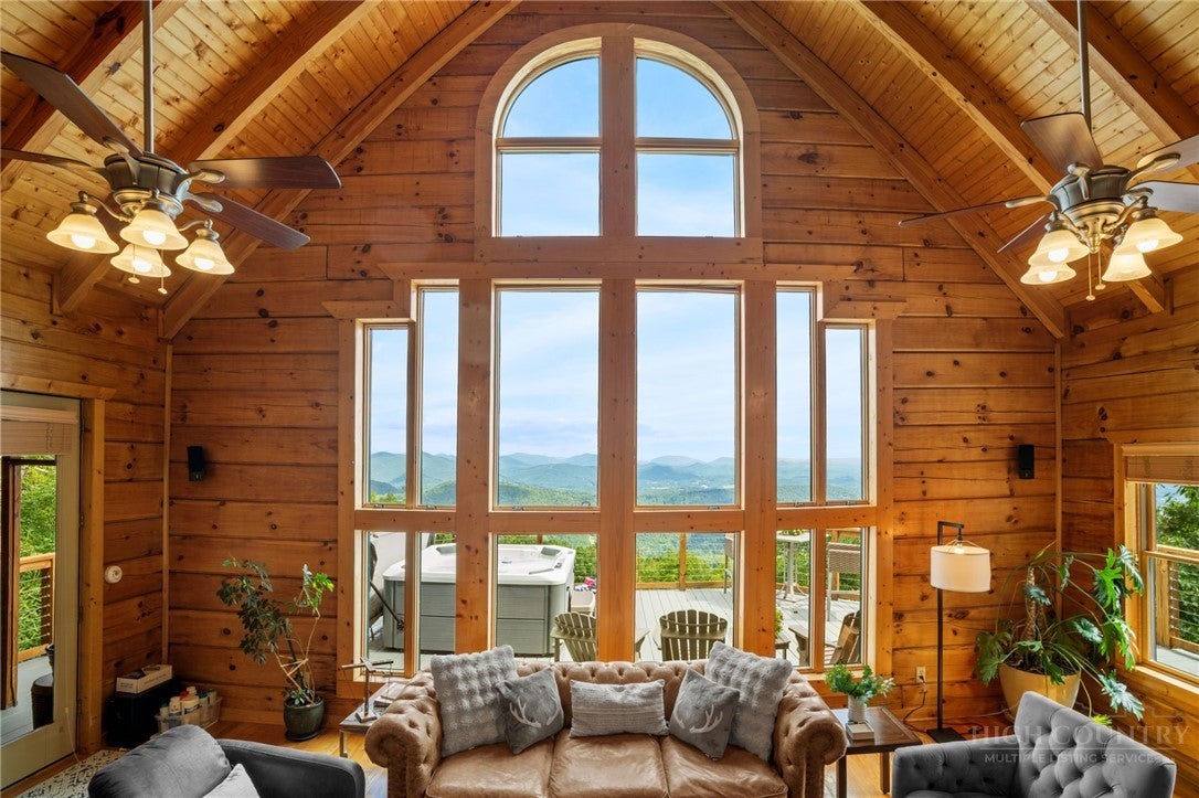 372 Broken Arrow Trail