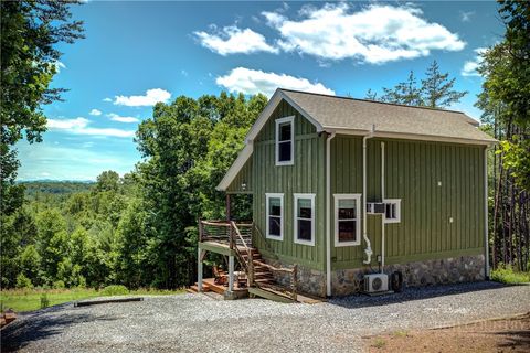 Photo of 1594 High Valley Way, Lenoir, NC 28645 (MLS # 262753)