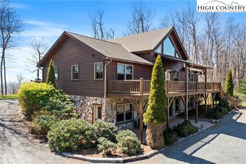 Photo of 842 Wolf Ridge Trail, Boone, NC 28607 (MLS # 249368)