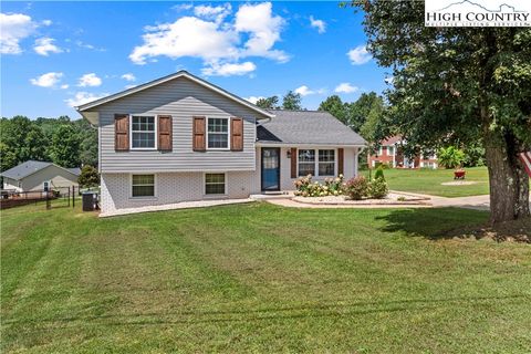 Photo of 274 Dixie Hill Road, North Wilkesboro, NC 28659 (MLS # 257555)