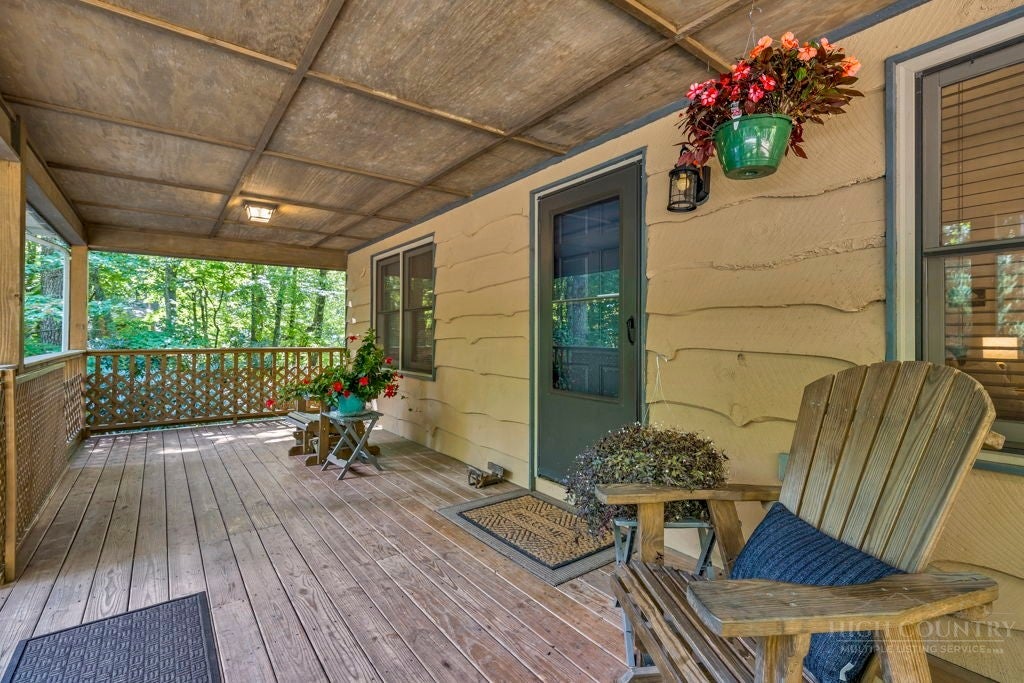 461 Galax Circle