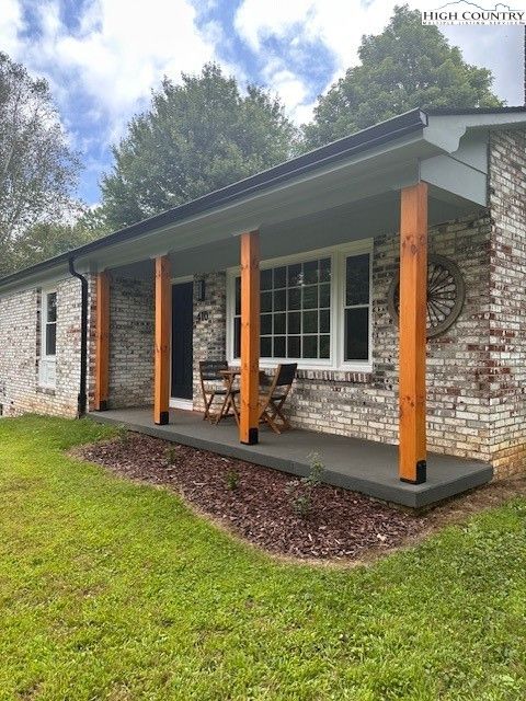 Photo of 410 Cook Street, Jefferson, NC 28640 (MLS # 257780)