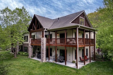 Photo of 1645-A Balm Highway Highway #11 A, Banner Elk, NC 28604 (MLS # 261467)