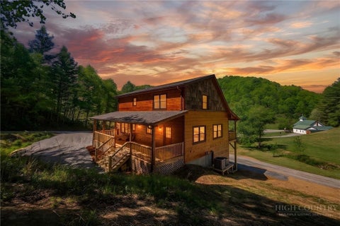 Photo of 176 Apple Cove Road, Banner Elk, NC 28604 (MLS # 262259)