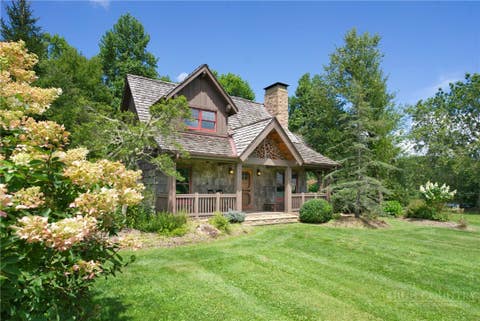 Photo of 164 Sweet Meadow Trail, Blowing Rock, NC 28605 (MLS # 263696)