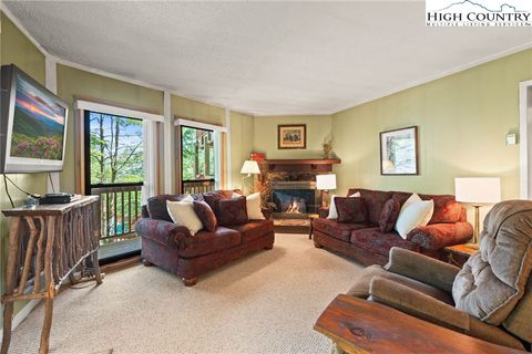Photo of 105 Hornbeam Road #B4, Beech Mountain, NC 28604 (MLS # 256481)
