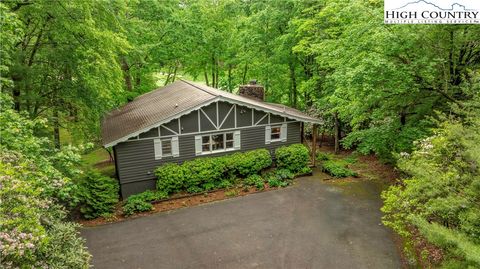 Photo of 1207 Ridge Road, Glade Valley, NC 28627 (MLS # 256033) Photo of 1207 Ridge Road, Glade Valley, NC 28627 (MLS # 256033)