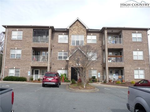Photo of 186 Cecil Miller Road #202, Boone, NC 28607 (MLS # 258798)