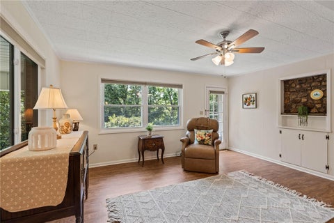 Photo of 338 Sunrise Cove, Blowing Rock, NC 28605 (MLS # 263512)
