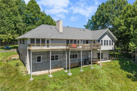 Photo of 784 Alpine Drive, Seven Devils, NC 28604 (MLS # 262527)