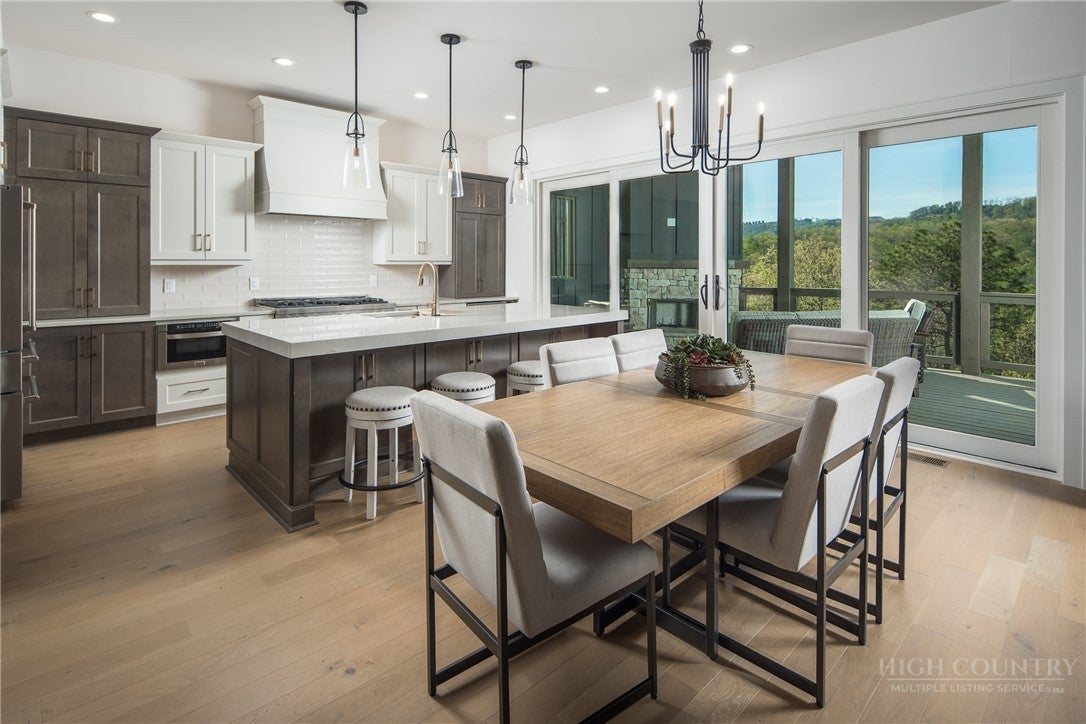 359 Calico Court