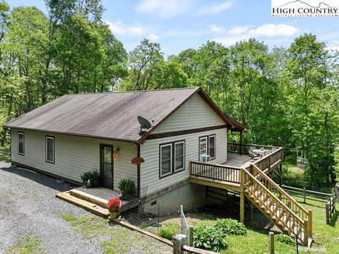 Photo of 3564 Hickory Nut Gap Road, Newland, NC 28657 (MLS # 258111)
