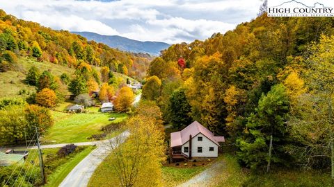 Photo of 1255 Laurel Branch Rd, Vilas, NC 28692 (MLS # 240075)