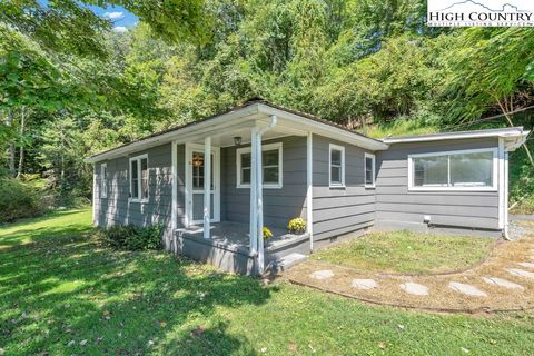 Photo of 151 Sunnyside Drive, Boone, NC 28607 (MLS # 257704)