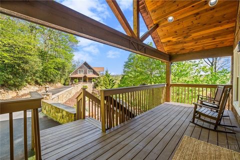 Photo of 371 Green Hill Woods, Blowing Rock, NC 28605 (MLS # 261645)