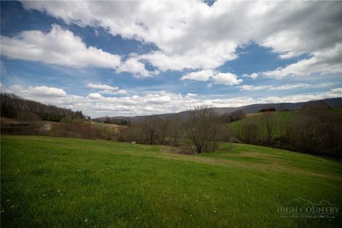 Photo of F2 High Valley Overlook, Banner Elk, NC 28604 (MLS # 261257)