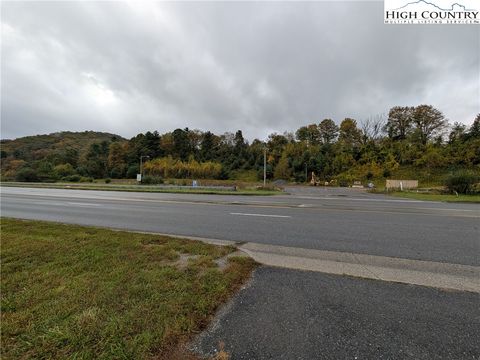Photo of 2704 S US Hwy. 421, Boone, NC 28607 (MLS # 258465)
