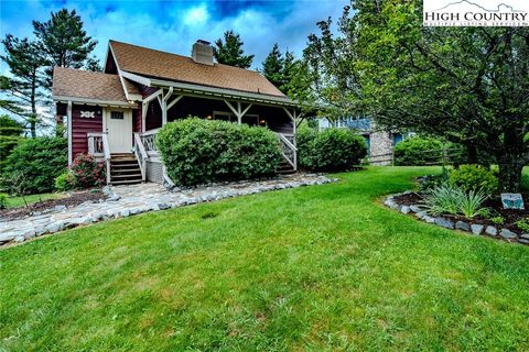 Photo of 193 Grovers Knob, Blowing Rock, NC 28605 (MLS # 255956)