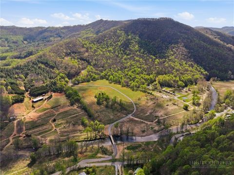 Photo of TBD Highland River Parkway, Newland, NC 28657 (MLS # 261226)