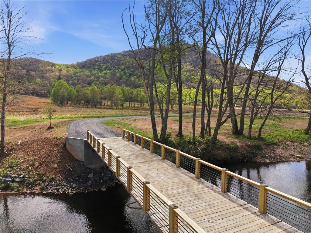 TBD Highland River Parkway
