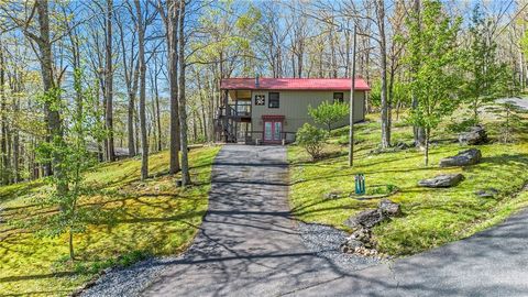 Photo of 359 Pioneer Path, West Jefferson, NC 28694 (MLS # 261488)
