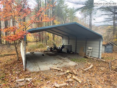 A home in Deep Gap