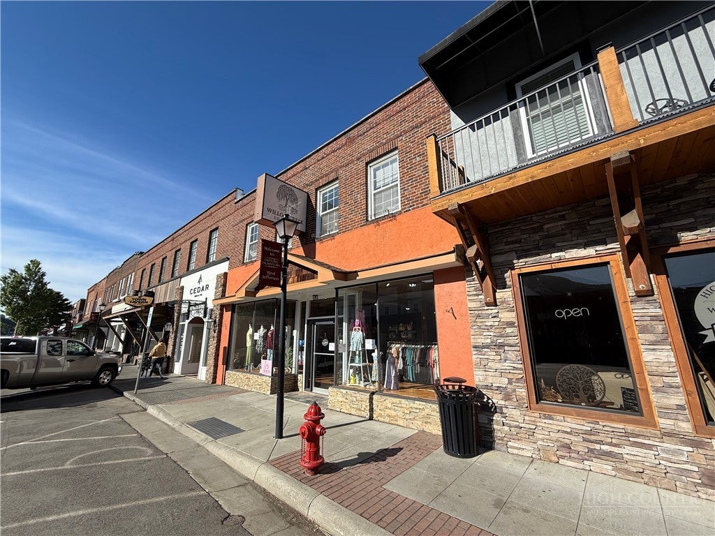 113 N Jefferson Avenue