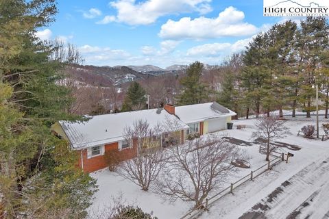 Photo of 481 Dogwood Knoll, Boone, NC 28607 (MLS # 253428)