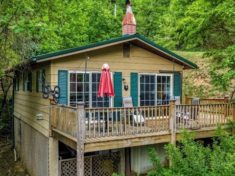 Photo of 177 Dawnview Drive, West Jefferson, NC 28694 (MLS # 261984)