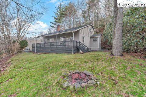 Photo of 277 Woodland Lane, Blowing Rock, NC 28605 (MLS # 260093)