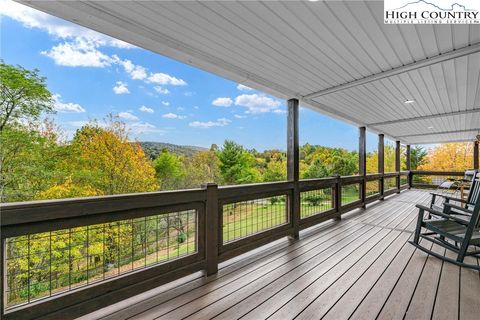 Photo of 132 Carlton Circle, Blowing Rock, NC 28605 (MLS # 258527)