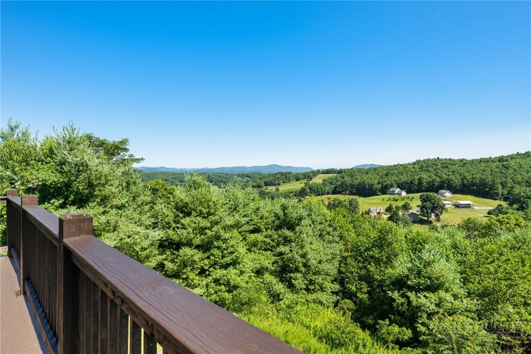 573 Cedar Trail