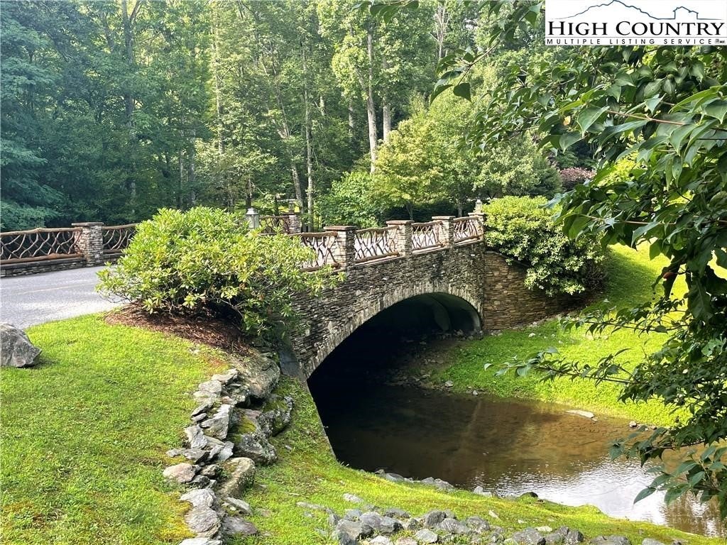 Photo of 405 Firethorn Trail, Blowing Rock, NC 28605 (MLS # 263809)