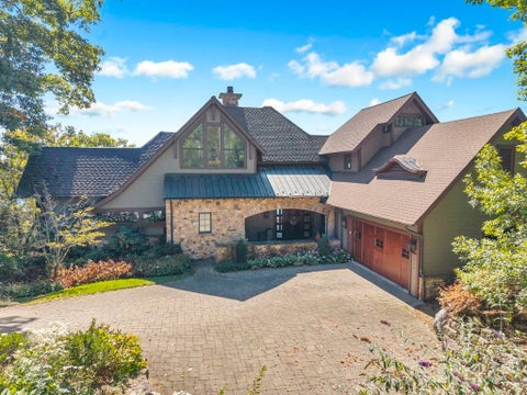 Photo of 1345 Wonderland Trail, Blowing Rock, NC 28605 (MLS # 264624)